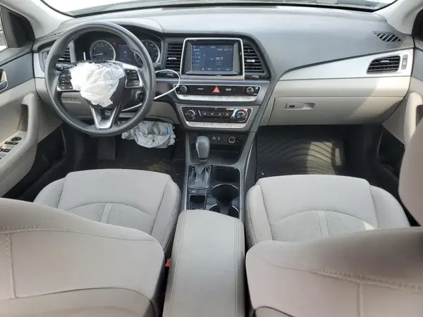 5NPE24AF8JH709354 2018 HYUNDAI SONATA - Image 8