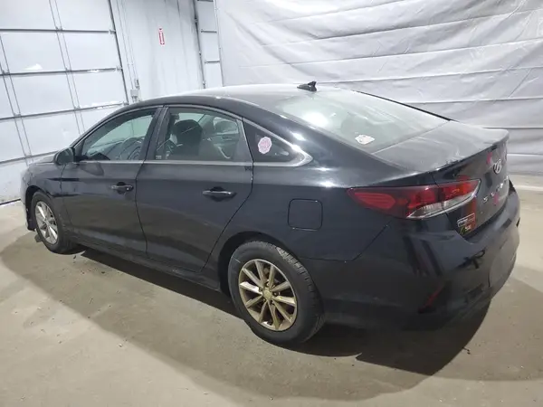 5NPE24AF8JH715137 2018 HYUNDAI SONATA - Image 2