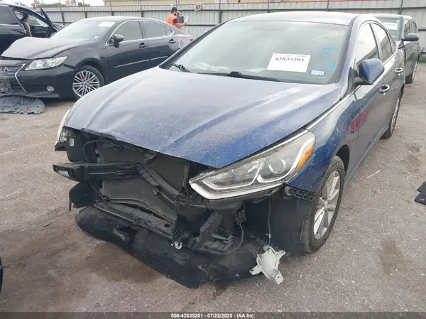 5NPE24AF8JH715347 2018 HYUNDAI SONATA - Image 2