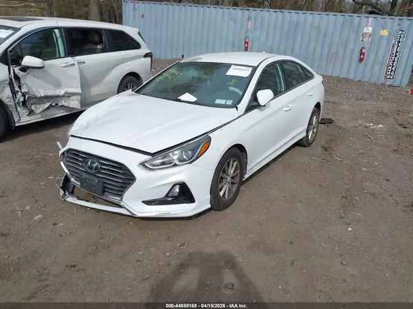 5NPE24AF8JH719706 2018 HYUNDAI SONATA - Image 2