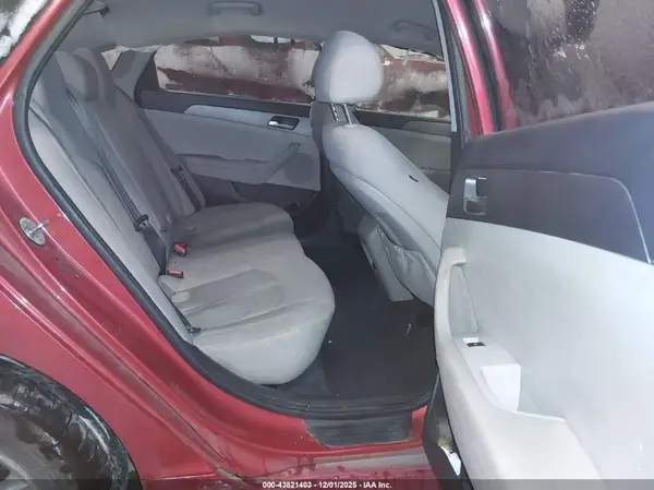 5NPE24AF8JH724002 2018 HYUNDAI SONATA - Image 8