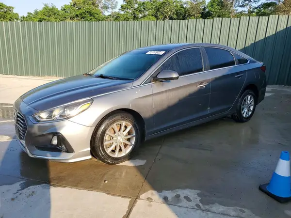 5NPE24AF8JH724940 2018 HYUNDAI SONATA - Image 1