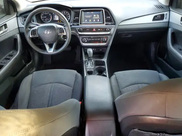5NPE24AF8JH724940 2018 HYUNDAI SONATA - Image 8