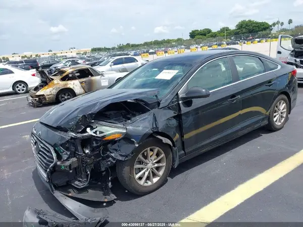 5NPE24AF8KH732697 2019 HYUNDAI SONATA - Image 2