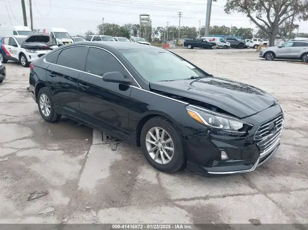 5NPE24AF8KH735907 2019 HYUNDAI SONATA - Image 1