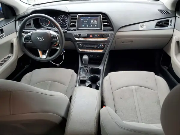 5NPE24AF8KH738600 2019 HYUNDAI SONATA - Image 8