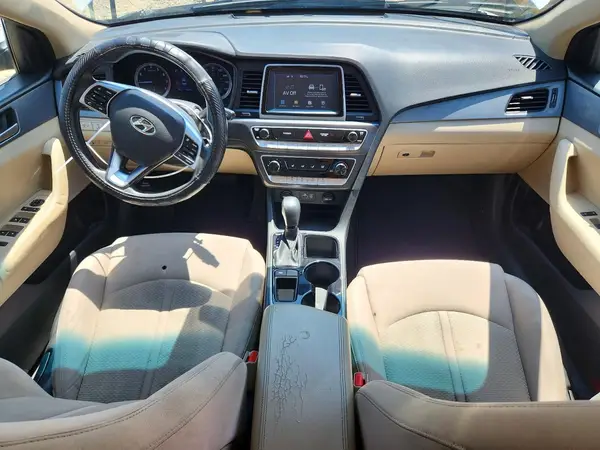 5NPE24AF8KH738774 2019 HYUNDAI SONATA - Image 8
