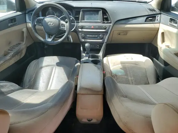 5NPE24AF8KH738807 2019 HYUNDAI SONATA - Image 8