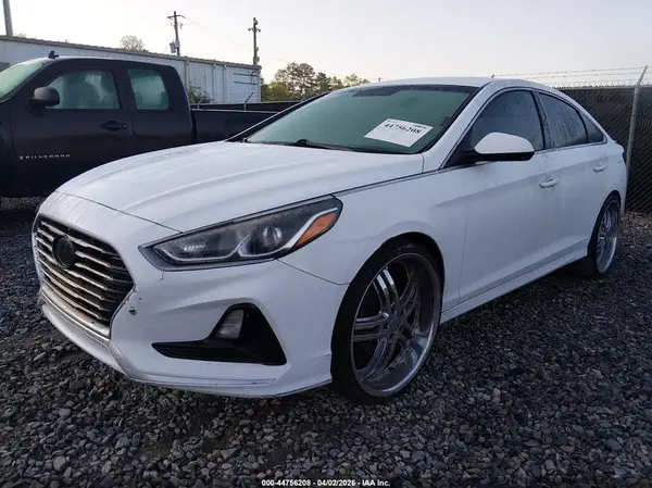 5NPE24AF8KH740718 2019 HYUNDAI SONATA - Image 2