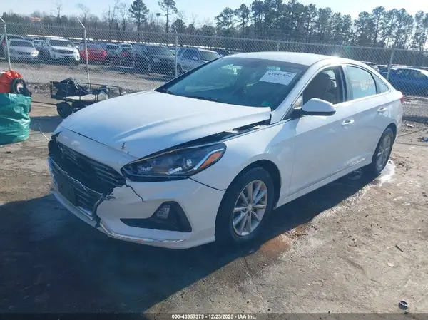 5NPE24AF8KH744607 2019 HYUNDAI SONATA - Image 2