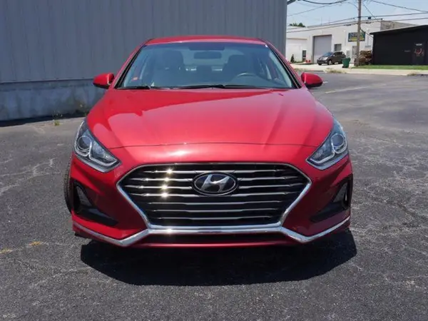 5NPE24AF8KH744669 2019 HYUNDAI SONATA - Image 2
