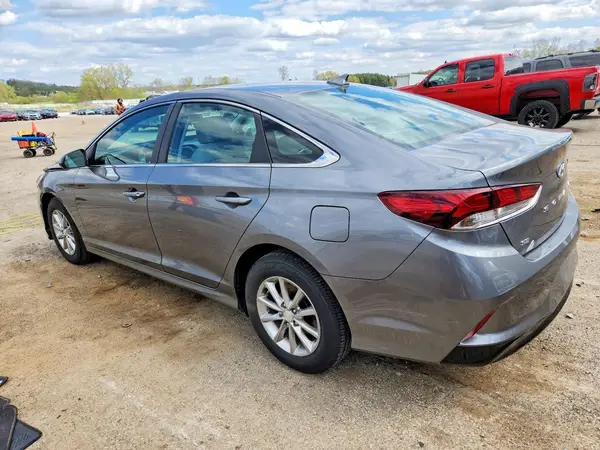 5NPE24AF8KH747152 2019 HYUNDAI SONATA - Image 2