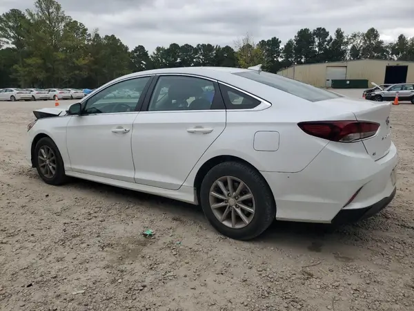 5NPE24AF8KH747328 2019 HYUNDAI SONATA - Image 2
