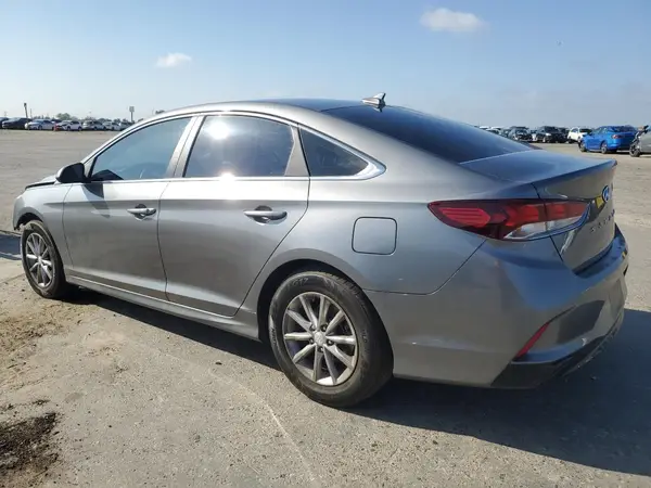 5NPE24AF8KH747782 2019 HYUNDAI SONATA - Image 2