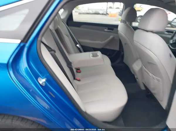 5NPE24AF8KH747894 2019 HYUNDAI SONATA - Image 8