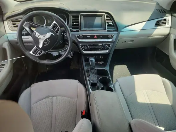 5NPE24AF8KH753498 2019 HYUNDAI SONATA - Image 8