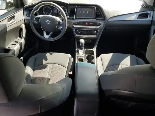 5NPE24AF8KH757664 2019 HYUNDAI SONATA - Image 8
