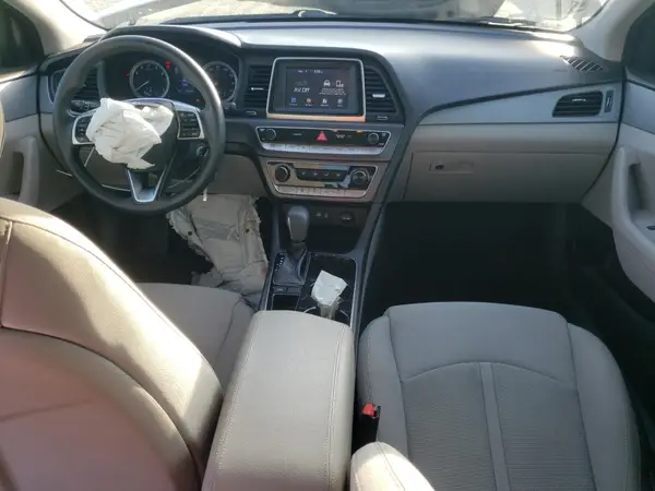 5NPE24AF8KH760922 2019 HYUNDAI SONATA - Image 8