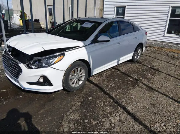 5NPE24AF8KH766820 2019 HYUNDAI SONATA - Image 2