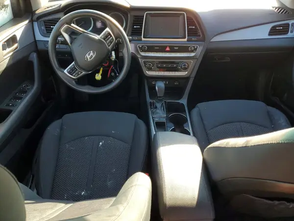 5NPE24AF8KH773945 2019 HYUNDAI SONATA - Image 8