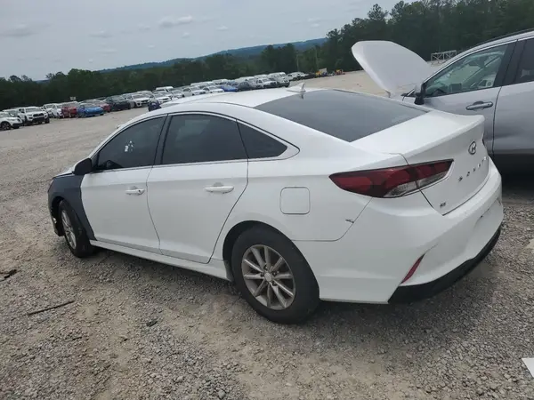 5NPE24AF8KH774738 2019 HYUNDAI SONATA - Image 2