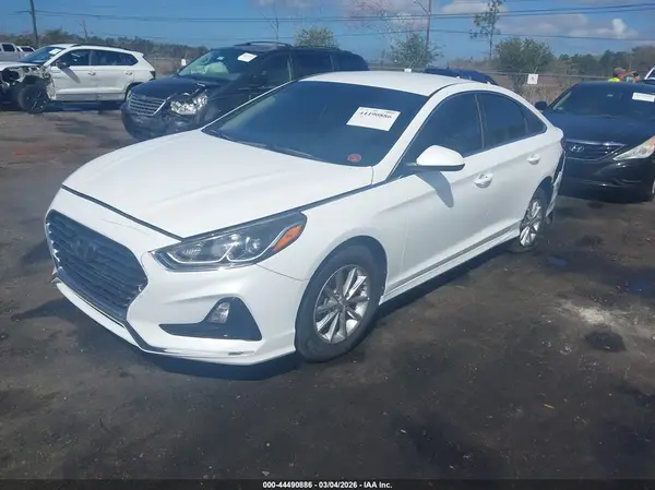 5NPE24AF8KH776067 2019 HYUNDAI SONATA - Image 2