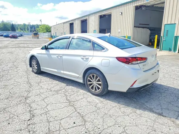 5NPE24AF8KH779843 2019 HYUNDAI SONATA - Image 2