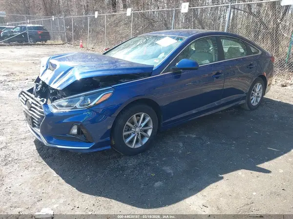 5NPE24AF8KH780555 2019 HYUNDAI SONATA - Image 2
