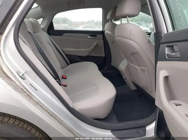 5NPE24AF8KH780944 2019 HYUNDAI SONATA - Image 8