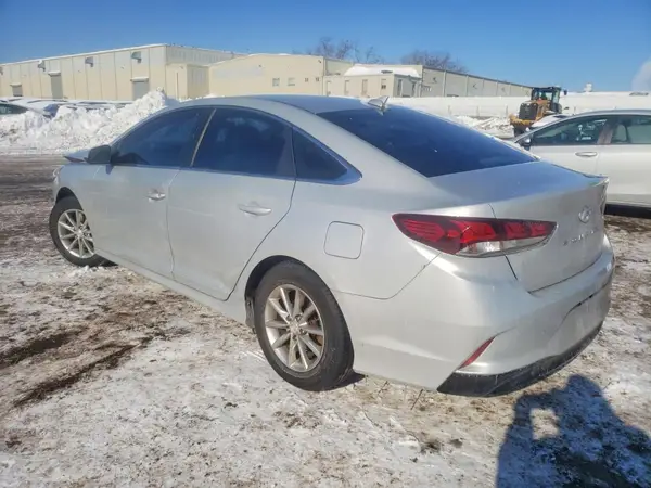 5NPE24AF8KH781950 2019 HYUNDAI SONATA - Image 2