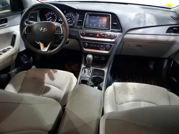 5NPE24AF8KH785898 2019 HYUNDAI SONATA - Image 8