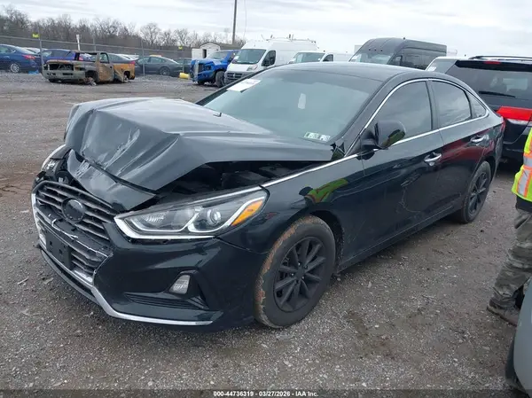 5NPE24AF8KH787702 2019 HYUNDAI SONATA - Image 2