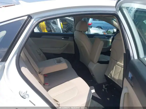5NPE24AF8KH790406 2019 HYUNDAI SONATA - Image 8