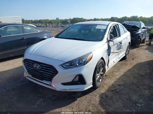 5NPE24AF8KH791295 2019 HYUNDAI SONATA - Image 2