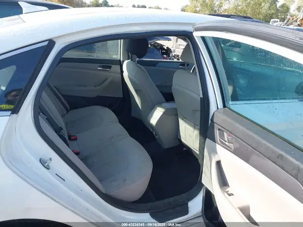 5NPE24AF8KH791295 2019 HYUNDAI SONATA - Image 8