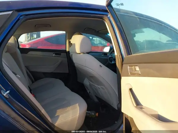 5NPE24AF8KH792687 2019 HYUNDAI SONATA - Image 8