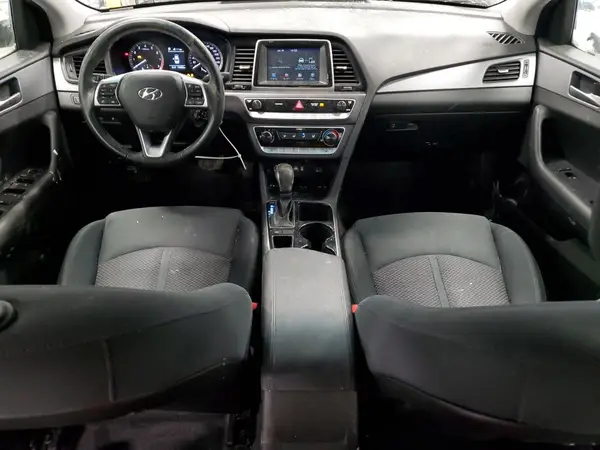 5NPE24AF8KH795427 2019 HYUNDAI SONATA - Image 8