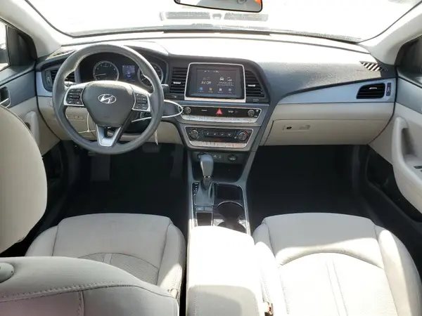 5NPE24AF8KH804840 2019 HYUNDAI SONATA - Image 8