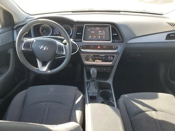 5NPE24AF8KH806152 2019 HYUNDAI SONATA - Image 8