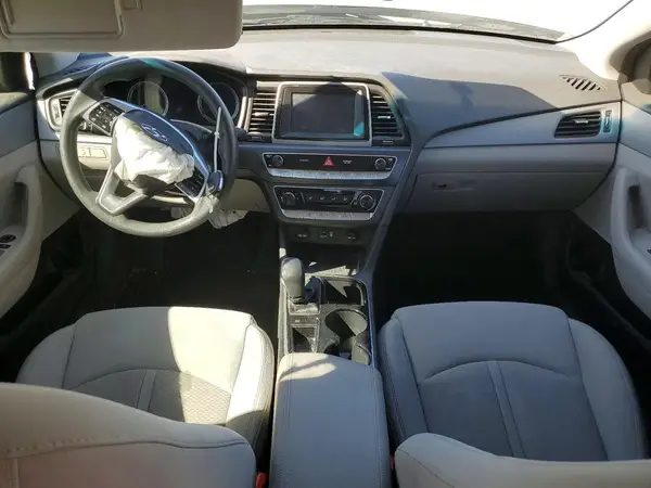 5NPE24AF8KH806829 2019 HYUNDAI SONATA - Image 8