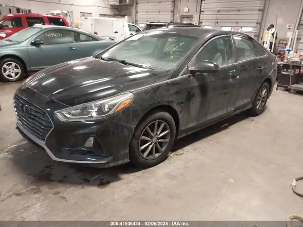 5NPE24AF8KH808001 2019 HYUNDAI SONATA - Image 2