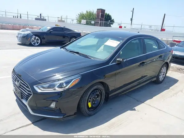5NPE24AF8KH808726 2019 HYUNDAI SONATA - Image 2