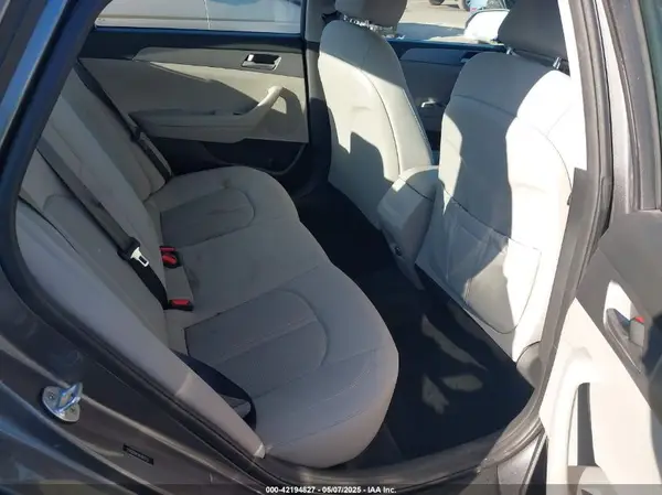 5NPE24AF8KH810752 2019 HYUNDAI SONATA - Image 8