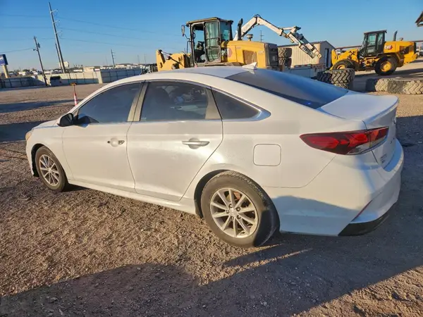 5NPE24AF8KH814834 2019 HYUNDAI SONATA - Image 2