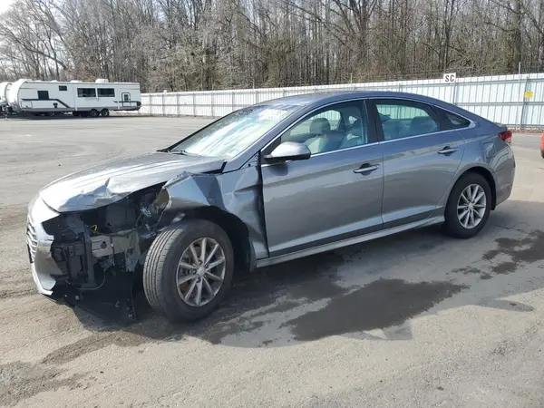 5NPE24AF8KH814882 2019 HYUNDAI SONATA - Image 1