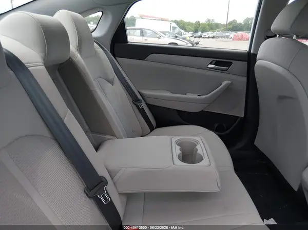 5NPE24AF8KH815756 2019 HYUNDAI SONATA - Image 8