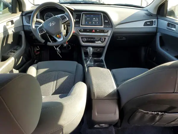 5NPE24AF8KH817328 2019 HYUNDAI SONATA - Image 8