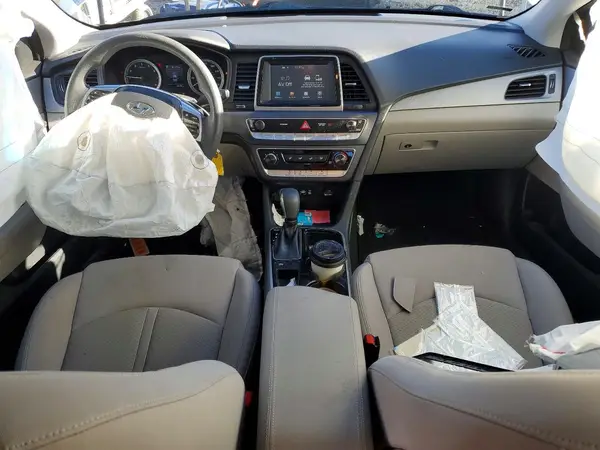 5NPE24AF8KH818317 2019 HYUNDAI SONATA - Image 8