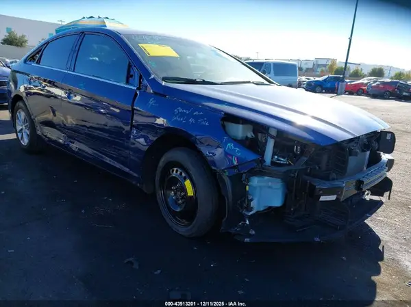 5NPE24AF8KH820360 2019 HYUNDAI SONATA - Image 1