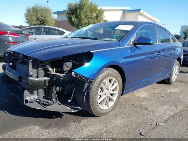 5NPE24AF8KH820360 2019 HYUNDAI SONATA - Image 2